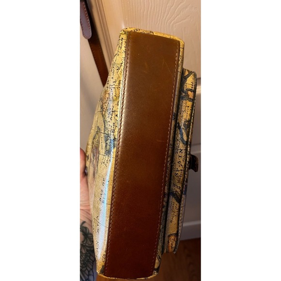 Patricia Nash Kirby East West Leather Crossbody Bag EXCELLENT - Picture 6 of 6